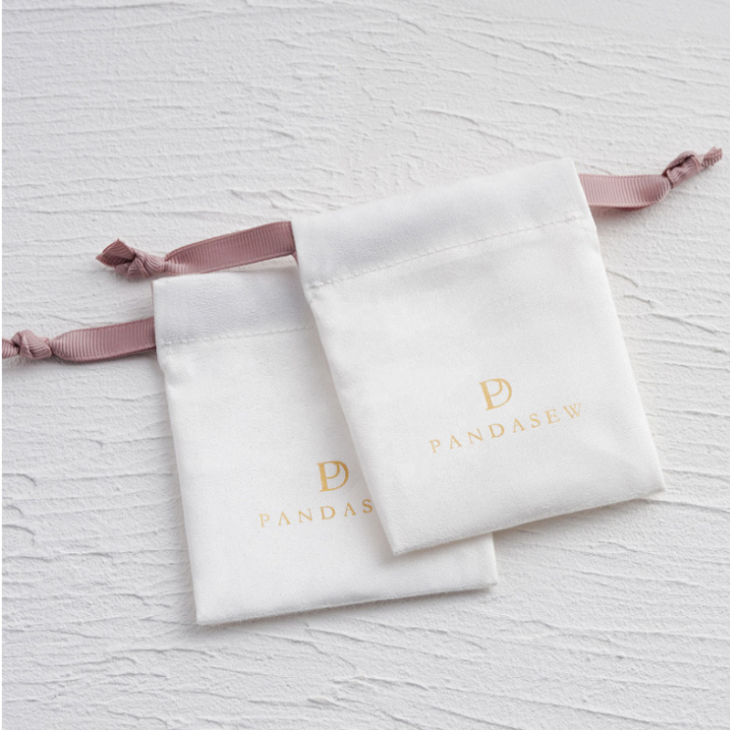 Higher-Quality-Flannel-Gift-Bags-5x7cm-7x9cm-11x14cm-15x20cm-6x8in-Makeup-Perfume-Pouches-Custom-Logo-Jewelry-1.jpg