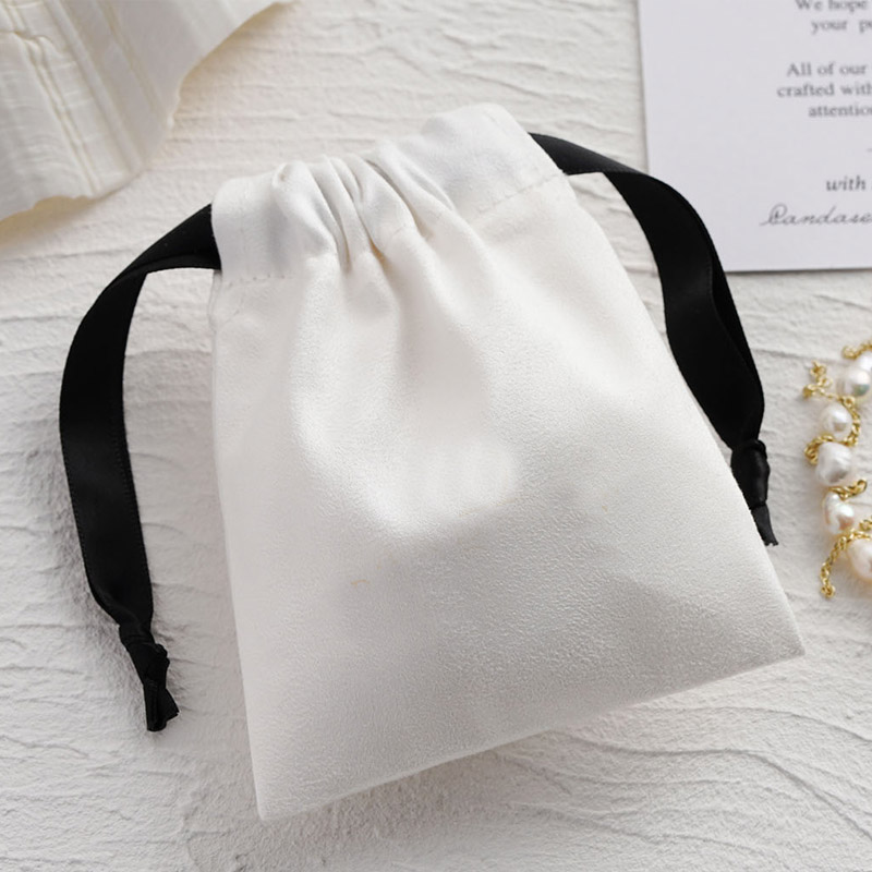 Higher-Quality-Flannel-Gift-Bags-5x7cm-7x9cm-11x14cm-15x20cm-6x8in-Makeup-Perfume-Pouches-Custom-Logo-Jewelry-3.jpg